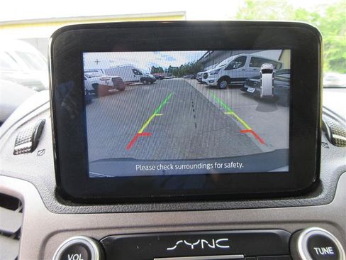 Used 2022 Ford Transit Connect XL FWD image 16