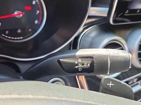 Used 2018 Mercedes-Benz C 300 Sedan image 21