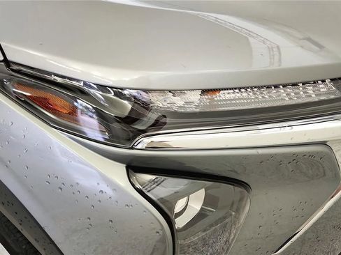 Used 2025 Chevrolet Trax LS w/ Driver Confidence Package FWD image 14