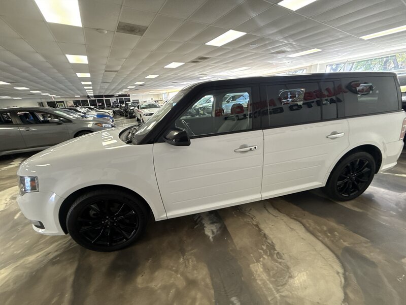 Used 2019 Ford Flex SEL w/ Equipment Group 202A FWD image 4