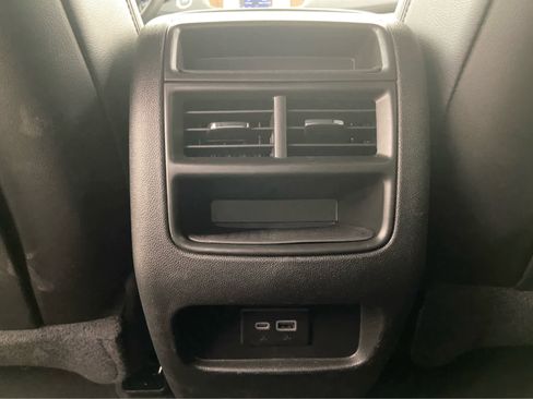 Used 2025 Cadillac XT5 Premium Luxury image 20