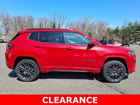 Used 2022 Jeep Compass Limited AWD/4WD image 6
