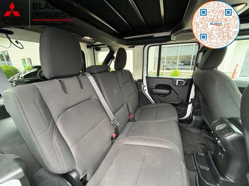 Used 2023 Jeep Wrangler Unlimited w/ Sun & Screen Package AWD/4WD image 50