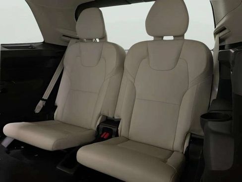 Used 2024 Volvo XC90 B6 Core AWD/4WD image 54