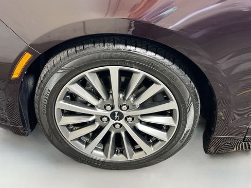 Used 2020 Lincoln MKZ Standard image 13