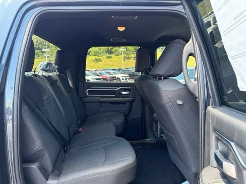 New 2026 RAM 2500 Big Horn AWD/4WD image 29
