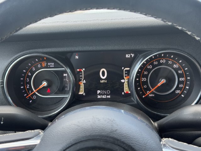 Used 2019 Jeep Wrangler Unlimited Sahara AWD/4WD image 30
