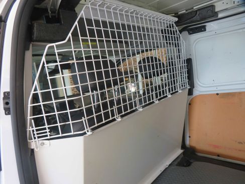 Used 2020 Ford Transit Connect XL image 19