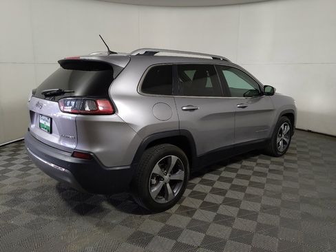 Used 2019 Jeep Cherokee Limited FWD image 10