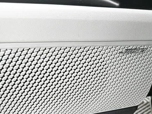 New 2026 Hyundai Elantra Limited image 37