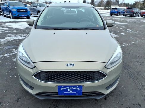 Used 2016 Ford Focus SE image 9