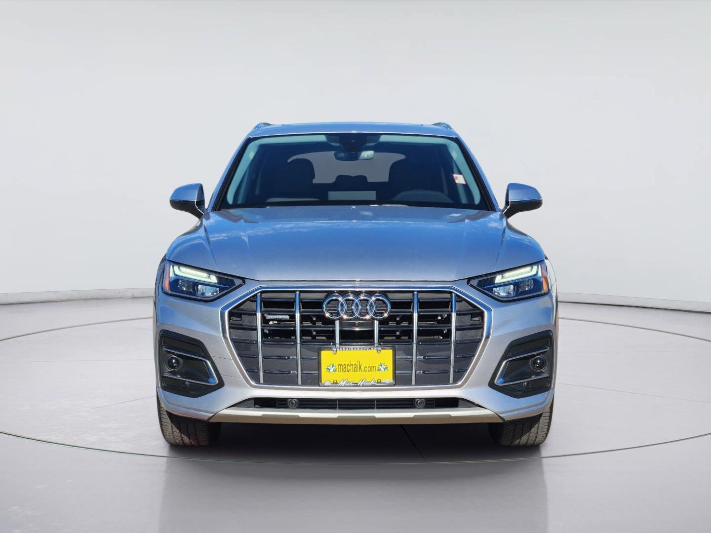 Used 2023 Audi Q5 2.0T Premium Plus w/ Premium Plus Package AWD/4WD image 2