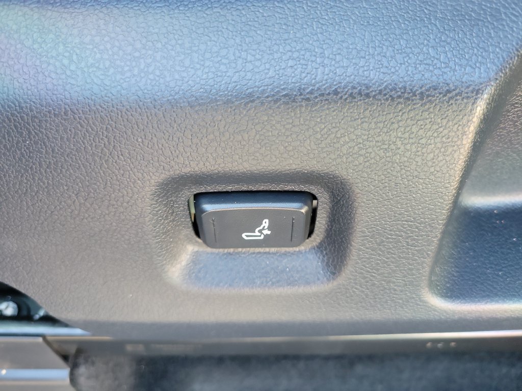Used 2026 Toyota Tacoma TRD Sport RWD image 17