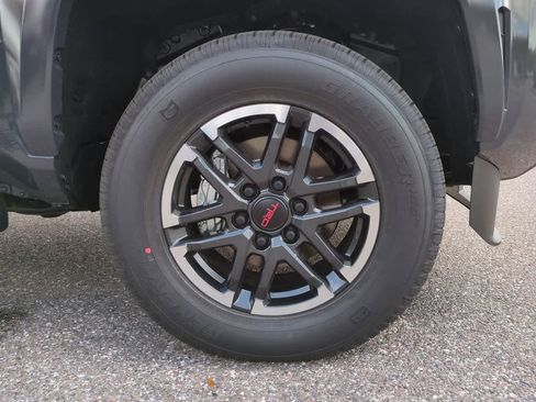 Used 2026 Toyota Tacoma TRD Sport RWD image 11