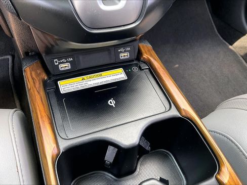 Used 2020 Honda CR-V Touring image 35