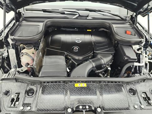 Used 2024 Mercedes-Benz GLE 350 4MATIC image 17