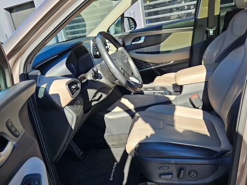 Used 2020 Hyundai Santa Fe Limited image 11