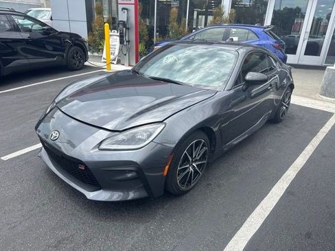 Used 2023 Toyota GR86 RWD image 1