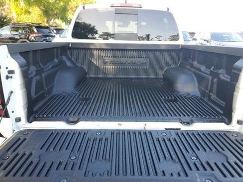 New 2026 Nissan Frontier SV w/ Tow Package AWD/4WD image 5