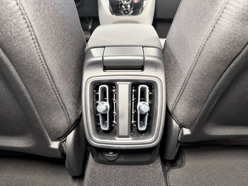 Used 2023 Polestar Polestar 2 w/ Pilot Pack AWD/4WD image 19