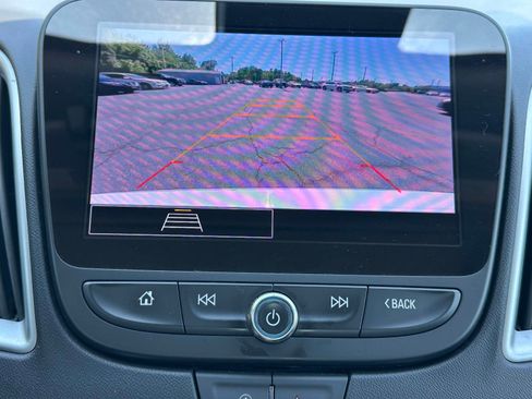 Used 2024 Chevrolet Malibu LT FWD image 13