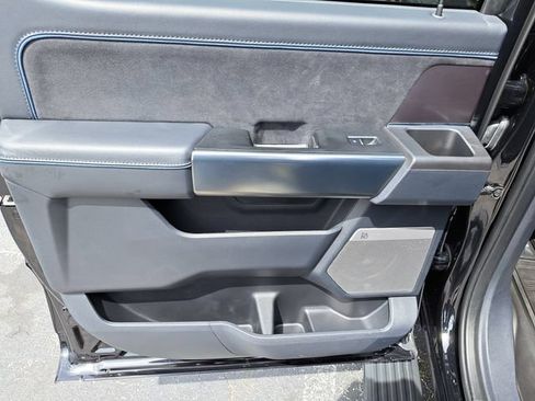 Used 2024 Ford F150 Platinum w/ FX4 Off-Road Package AWD/4WD image 8