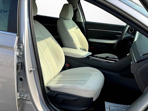 Used 2023 Hyundai Sonata SEL w/ Cargo Package image 7
