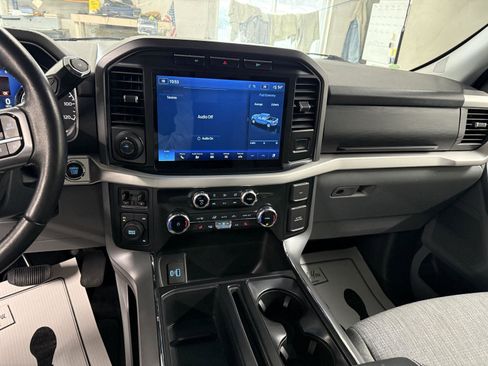 Used 2022 Ford F150 XLT w/ Equipment Group 302A High image 19