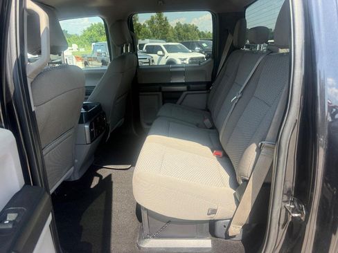 Used 2019 Ford F450 XLT w/ XLT Premium Package AWD/4WD image 18