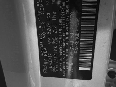 Used 2018 Genesis G80 3.8 w/ Option Group 03 RWD image 51