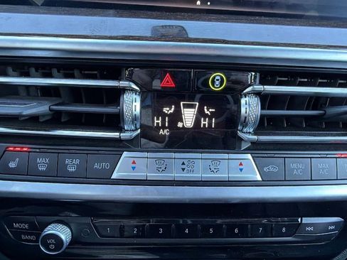 Used 2024 BMW X3 xDrive30i image 25