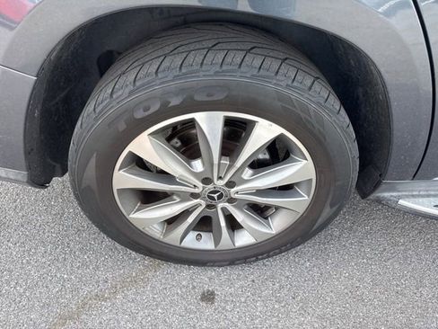 Used 2014 Mercedes-Benz GL 450 4MATIC image 9