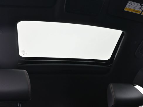 Used 2023 Honda CR-V Sport Touring image 28