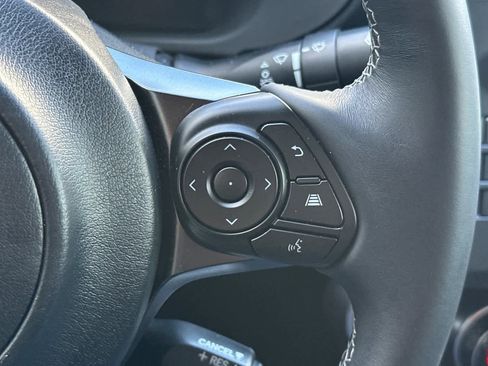 Used 2024 Toyota GR86 image 25