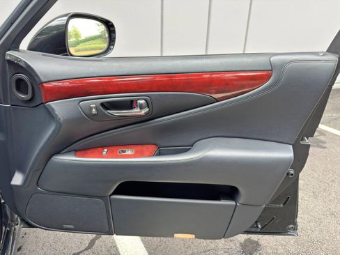 Used 2007 Lexus LS 460 L image 45