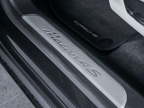 New 2026 Porsche Macan 4S Electric AWD/4WD image 15