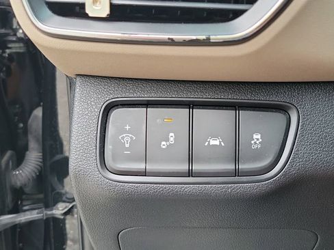 Used 2019 Hyundai Santa Fe SEL FWD image 23