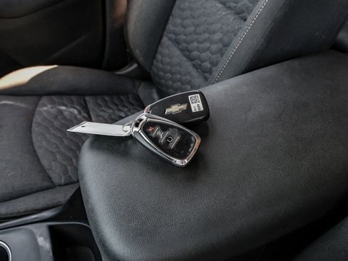 Used 2018 Chevrolet Equinox LT image 66