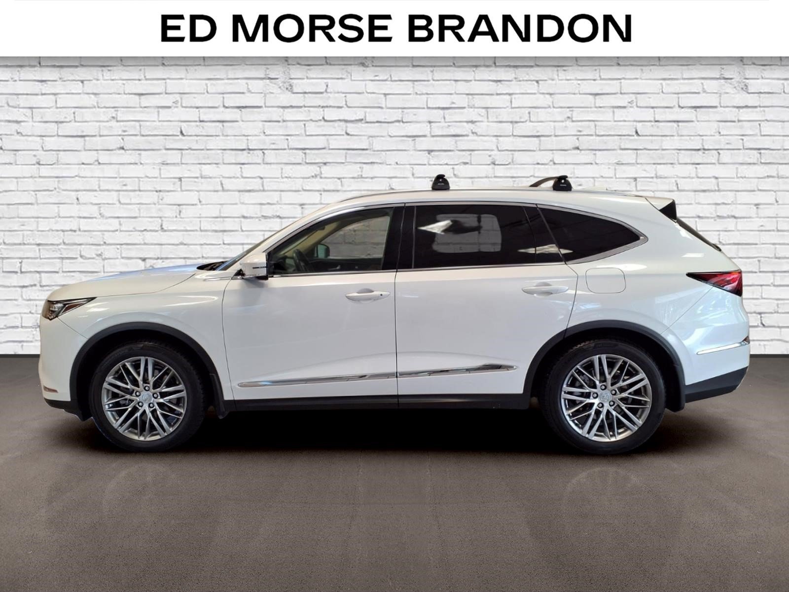 Used 2022 Acura MDX w/ Advance Package AWD/4WD image 2