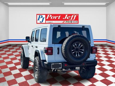 Used 2024 Jeep Wrangler Unlimited Rubicon 392 image 4