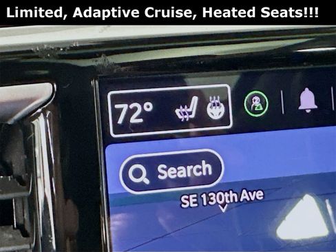 Used 2024 Chrysler Pacifica Limited image 21