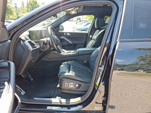 Used 2024 BMW X6 xDrive40i image 14