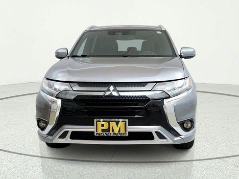 Used 2022 Mitsubishi Outlander SEL image 2