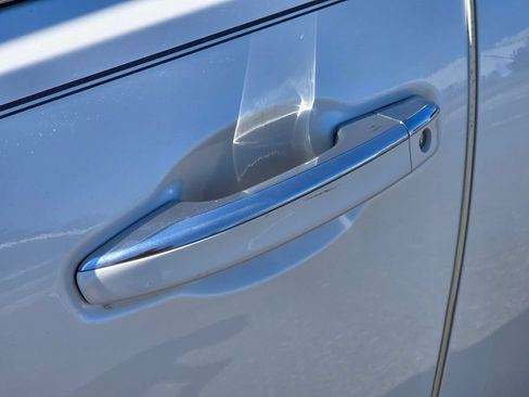 Used 2019 Honda Insight Touring image 10