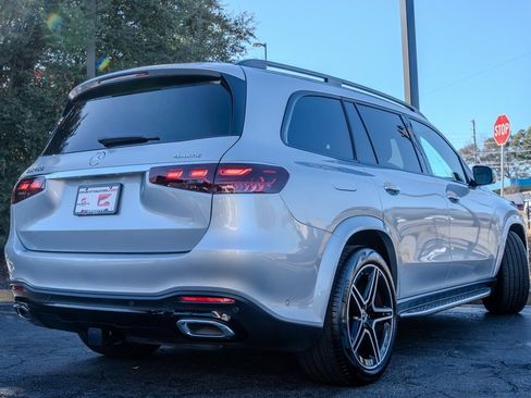 Used 2025 Mercedes-Benz GLS 450 4MATIC w/ AMG Line Exterior image 30