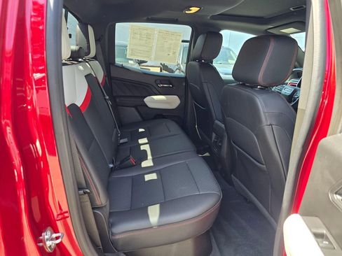 Used 2023 GMC Canyon AT4X w/ Edition 1 AWD/4WD image 13