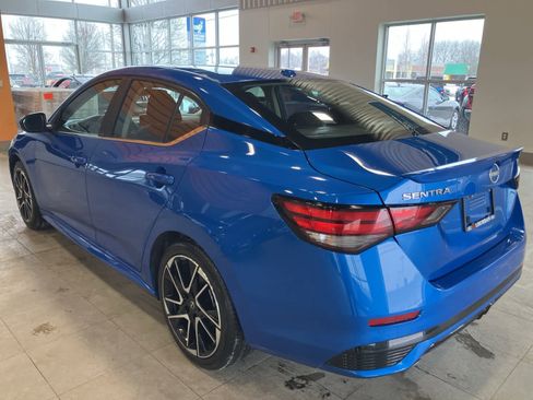 Used 2025 Nissan Sentra SR image 7