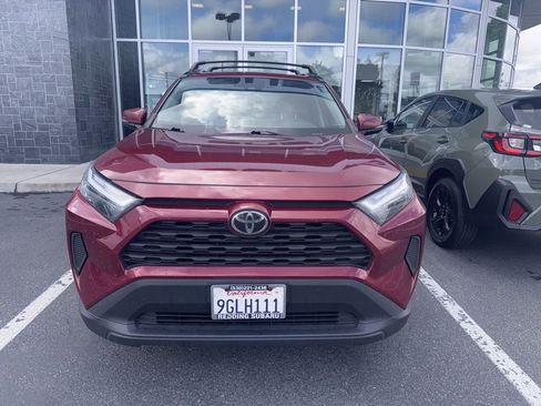Used 2023 Toyota RAV4 XLE w/ Convenience Package image 2
