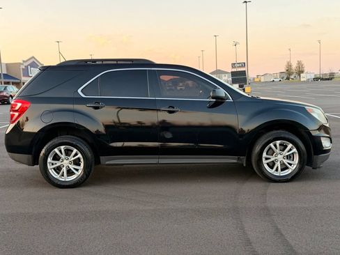Used 2017 Chevrolet Equinox LT w/ Convenience Package FWD image 6