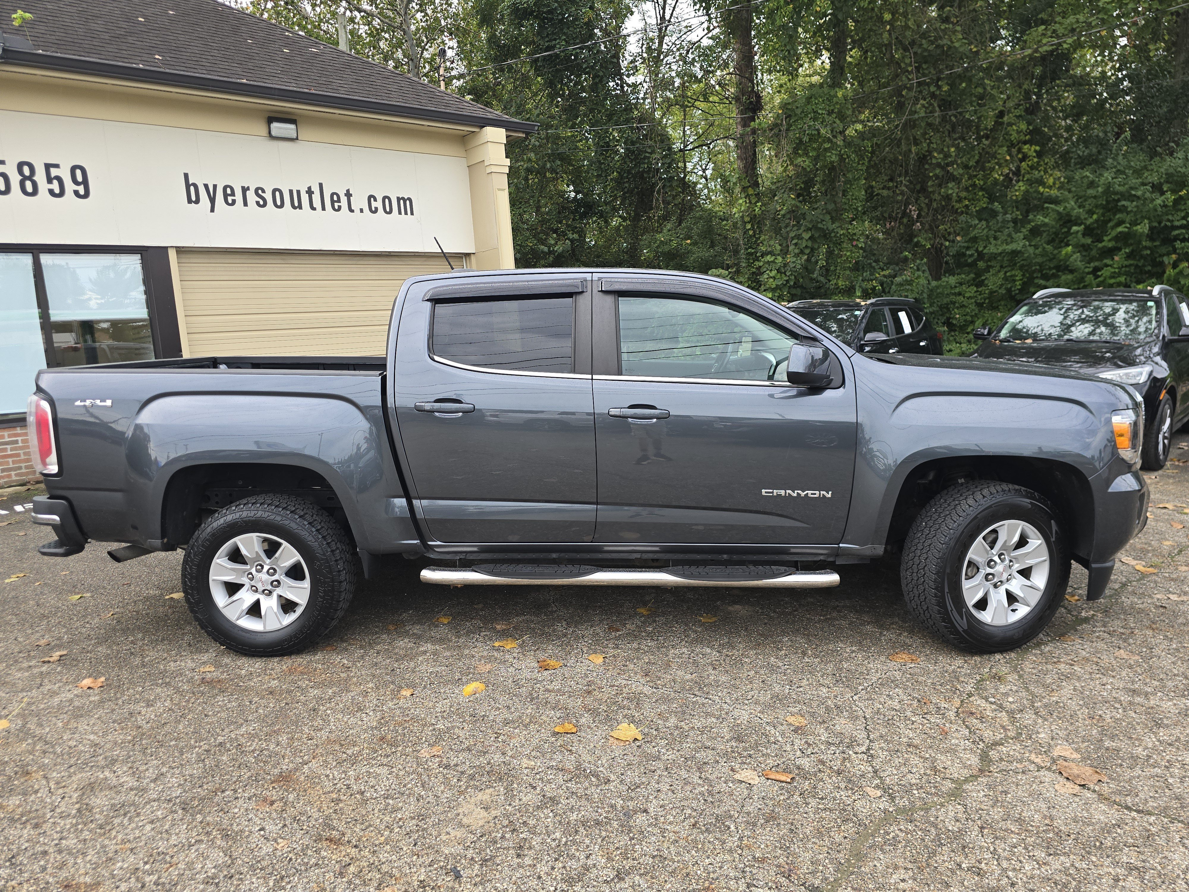 Used 2016 GMC Canyon SLE w/ SLE Convenience Package AWD/4WD image 8